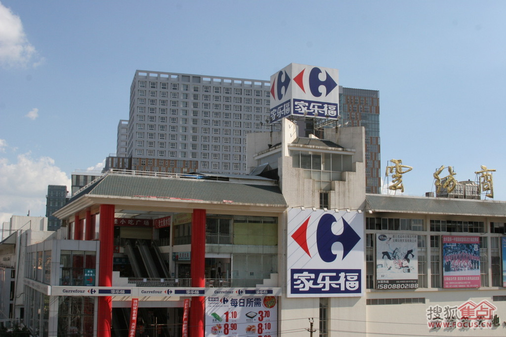 云南格泰商業運營管理有限公司 營運管理，項目位于云紡商圈，東臨海埂路，地處一環和二環之間，是昆明市進出南市和西市的咽喉要道。按照政府規劃，這里將被著力打造成為未來二級中心商務區。